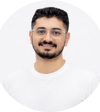 Apurva-Shah-updated-photo-Foundation-Physiotherapy-Toronto-Home-Care-ON